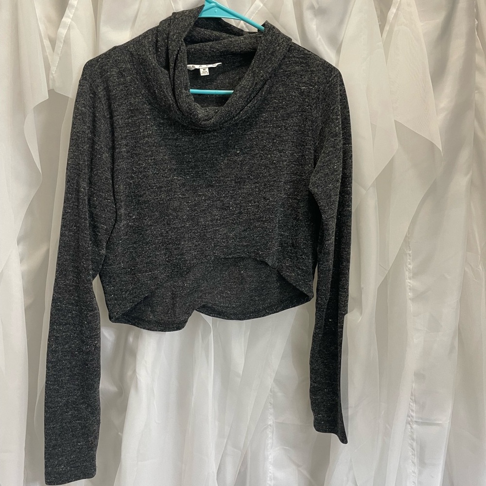 Cropped gray sweater